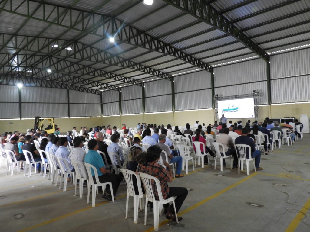  Coopercam inaugura nova unidade armazenadora de café
